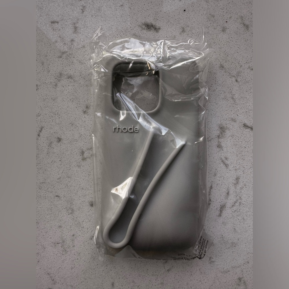 Rhode iPhone 15 pro case BRAND NEW IN BOX